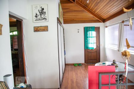 Casa à venda com 347m², 6 quartos e 3 vagasquarto