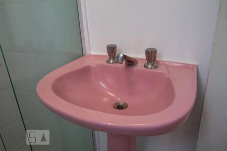 Apartamento para alugar com 106m², 3 quartos e 1 vagaDetalhe do Banheiro da Suíte