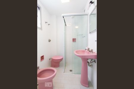 Apartamento para alugar com 106m², 3 quartos e 1 vagaBanheiro da Suíte