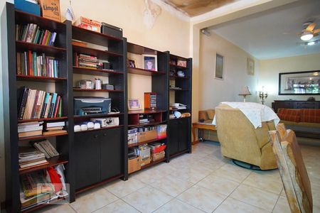 Casa à venda com 370m², 3 quartos e 6 vagasSala 2