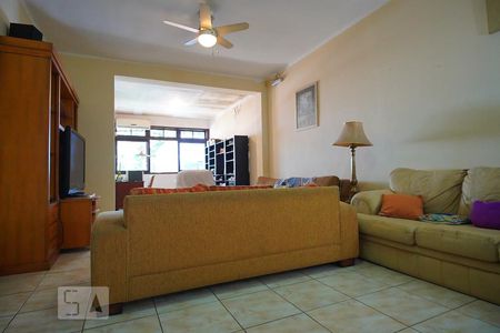 Casa à venda com 370m², 3 quartos e 6 vagasSala 2