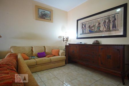 Casa à venda com 370m², 3 quartos e 6 vagasSala 2
