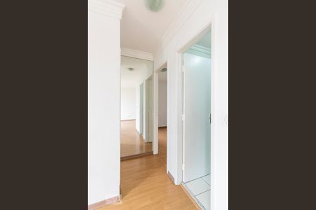 Corredor de apartamento para alugar com 2 quartos, 58m² em Vila Carrão, São Paulo