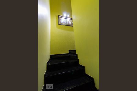 Escada de casa para alugar com 3 quartos, 180m² em Jardim Wanel Ville Iv, Sorocaba