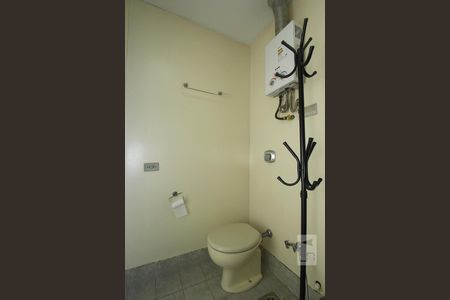 Apartamento à venda com 70m², 2 quartos e 1 vagaBanheiro da Suíte