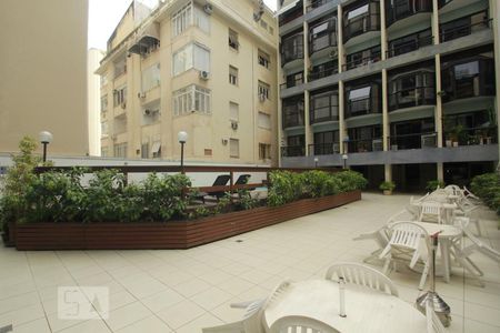 Apartamento à venda com 70m², 2 quartos e 1 vagaÁrea comum - Piscina