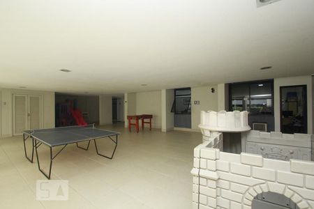 Apartamento à venda com 70m², 2 quartos e 1 vagaÁrea Comum - Playground