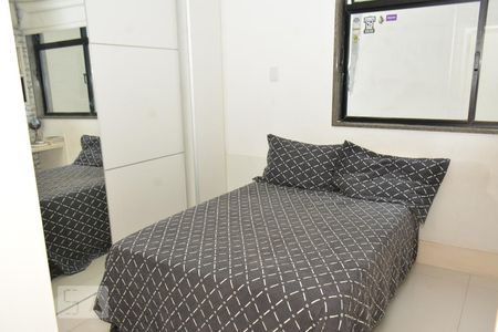 Quarto com suite 1 de apartamento à venda com 4 quartos, 220m² em Jardim Guanabara, Rio de Janeiro