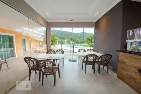 Apartamento para alugar com 100m², 2 quartos e 1 vaga