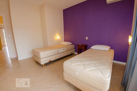 Quarto 1 de apartamento para alugar com 2 quartos, 100m² em Ingleses do Rio Vermelho, Florianópolis