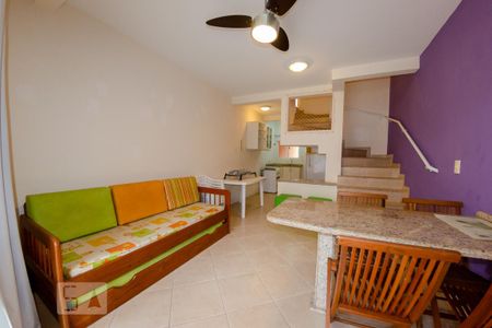 Sala de apartamento para alugar com 2 quartos, 100m² em Ingleses do Rio Vermelho, Florianópolis