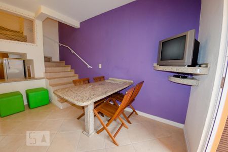 Sala de apartamento para alugar com 2 quartos, 100m² em Ingleses do Rio Vermelho, Florianópolis