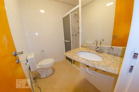 Apartamento para alugar com 100m², 2 quartos e 1 vaga Apartamento para alugar com 100m², 2 quartos e 1 vagaBanheiro