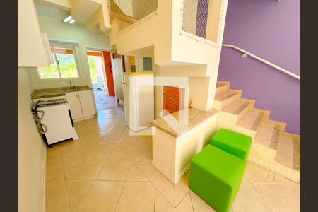 Sala de apartamento para alugar com 2 quartos, 100m² em Ingleses do Rio Vermelho, Florianópolis