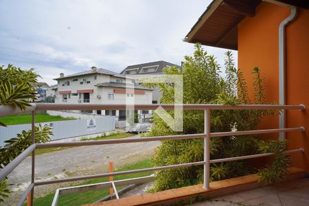 Varanda de casa de condomínio para alugar com 2 quartos, 100m² em Ingleses do Rio Vermelho, Florianópolis