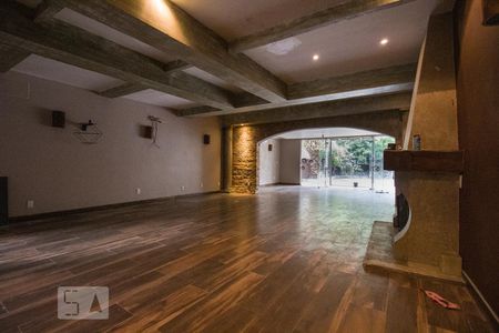 Sala de casa à venda com 3 quartos, 435m² em São João, Porto Alegre