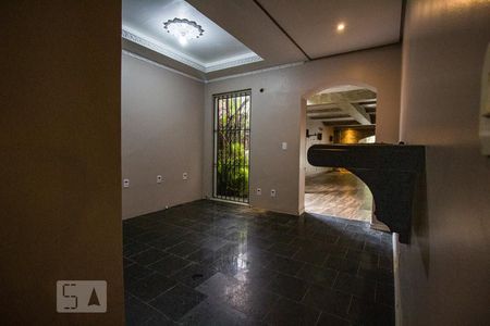 Casa à venda com 435m², 3 quartos e 6 vagas Casa à venda com 435m², 3 quartos e 6 vagasHall de Entrada