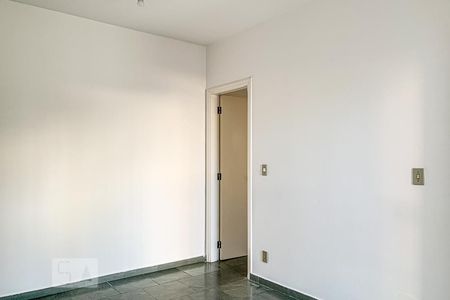 Sala de apartamento para alugar com 1 quarto, 40m² em Cambuí, Campinas