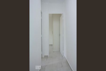 Corredor de apartamento para alugar com 2 quartos, 64m² em Barra Funda, São Paulo