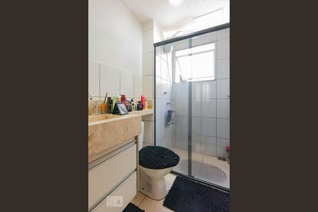 Banheiro de apartamento à venda com 2 quartos, 46m² em Parque das Cachoeiras, Campinas