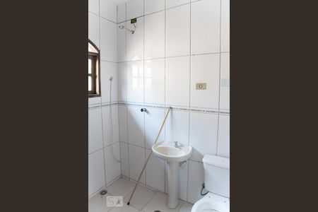 Banheiro da Suite de casa para alugar com 1 quarto, 40m² em Jardim Triana, São Paulo