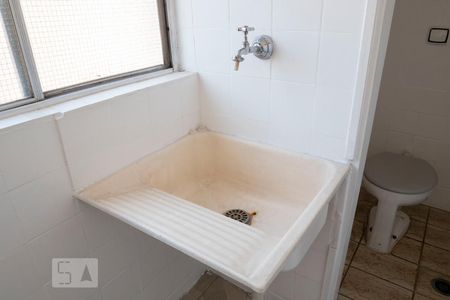 Apartamento para alugar com 67m², 2 quartos e 1 vagaÁrea de Serviço