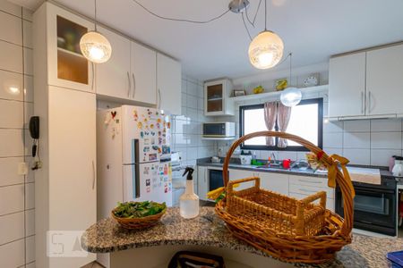 Apartamento para alugar com 128m², 3 quartos e 3 vagasCozinha 