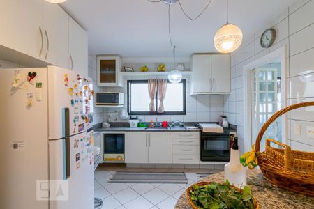 Apartamento para alugar com 128m², 3 quartos e 3 vagasCozinha 