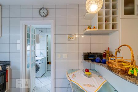 Apartamento para alugar com 128m², 3 quartos e 3 vagasCozinha 