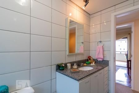 Apartamento para alugar com 128m², 3 quartos e 3 vagasBanheiro 
