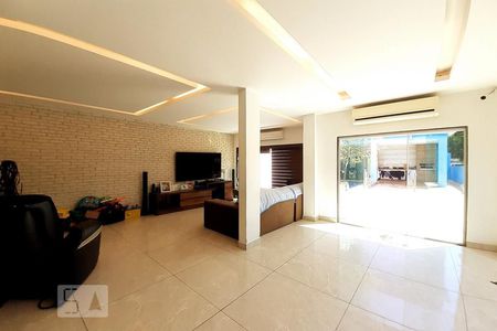 Sala de casa à venda com 3 quartos, 120m² em Engenho de Dentro, Rio de Janeiro