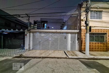 Casa de condomínio à venda com 38m², 1 quarto e 1 vaga Casa de condomínio à venda com 38m², 1 quarto e 1 vagaFachada