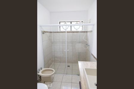 Casa à venda com 304m², 6 quartos e 4 vagasBanheiro Social