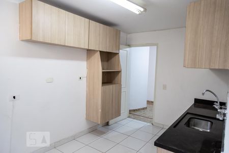Casa à venda com 304m², 6 quartos e 4 vagasCozinha
