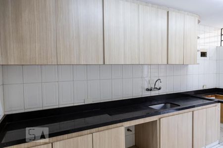 Casa à venda com 304m², 6 quartos e 4 vagasCozinha