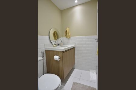 Apartamento à venda com 59m², 2 quartos e 1 vagaBanheiro Social