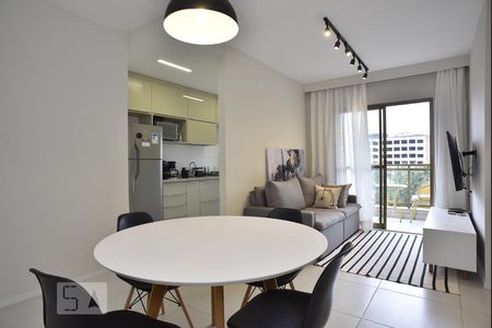Sala de apartamento à venda com 2 quartos, 59m² em Pechincha, Rio de Janeiro