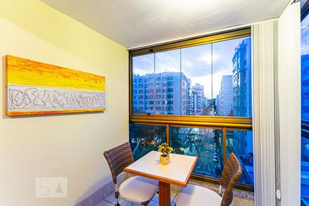 Apartamento à venda com 77m², 1 quarto e 1 vagaVaranda da Sala
