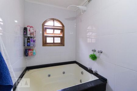 Casa para alugar com 125m², 3 quartos e 3 vagasBanheiro 