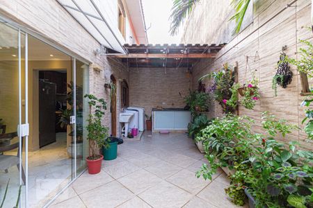 Casa para alugar com 125m², 3 quartos e 3 vagasQuintal