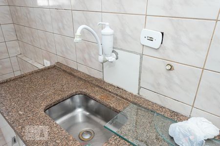 Apartamento para alugar com 63m², 2 quartos e 1 vagaDetalhe cozinha