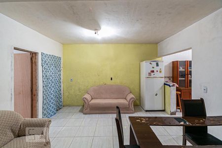 Sala de casa para alugar com 2 quartos, 80m² em Santa Tereza, Porto Alegre