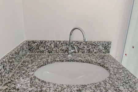 Detalhe Banheiro de kitnet/studio para alugar com 1 quarto, 20m² em Brás, São Paulo