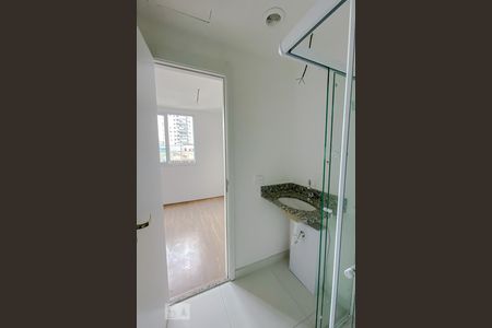 Banheiro de kitnet/studio para alugar com 1 quarto, 20m² em Brás, São Paulo