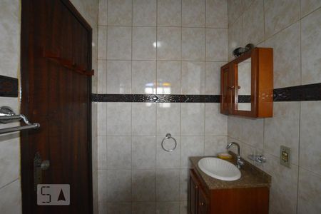 Casa à venda com 136m², 3 quartos e 2 vagasBanheiro da Suíte 3