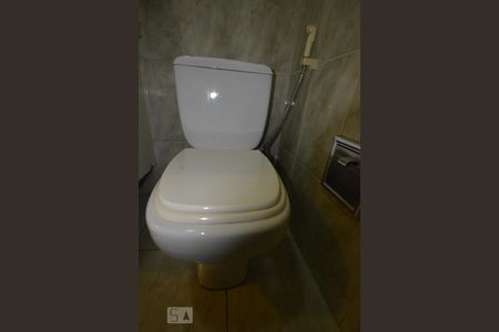 Casa à venda com 136m², 3 quartos e 2 vagasBanheiro Social