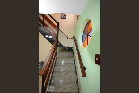 Escada para As Suíte de casa à venda com 3 quartos, 136m² em Irajá, Rio de Janeiro