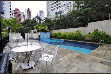 Apartamento à venda com 130m², 3 quartos e 3 vagasÁrea comum - Piscina