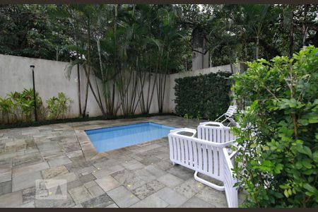 Apartamento à venda com 130m², 3 quartos e 3 vagasÁrea comum - Piscina