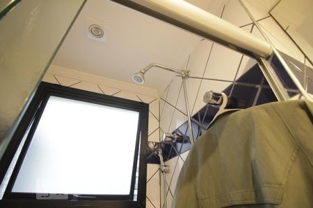 Apartamento à venda com 130m², 3 quartos e 3 vagasChuveiro